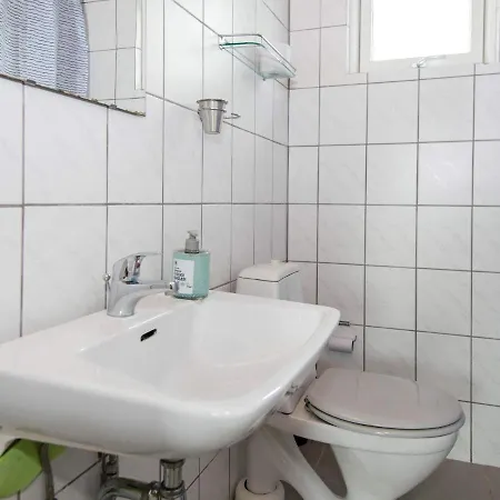Holiday home 5 Person In Hejls